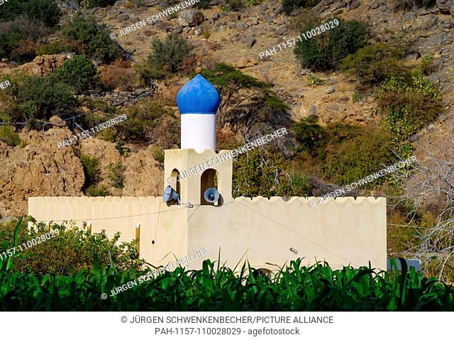 In front of a rock face in the Hajar Mountains stands this mosque in Oman. Elaborate and artistic architecture in various forms, but always impressive