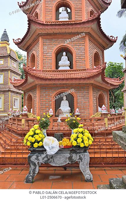 Tran Quoc temple and pagoda, Hanoi, Vietnam