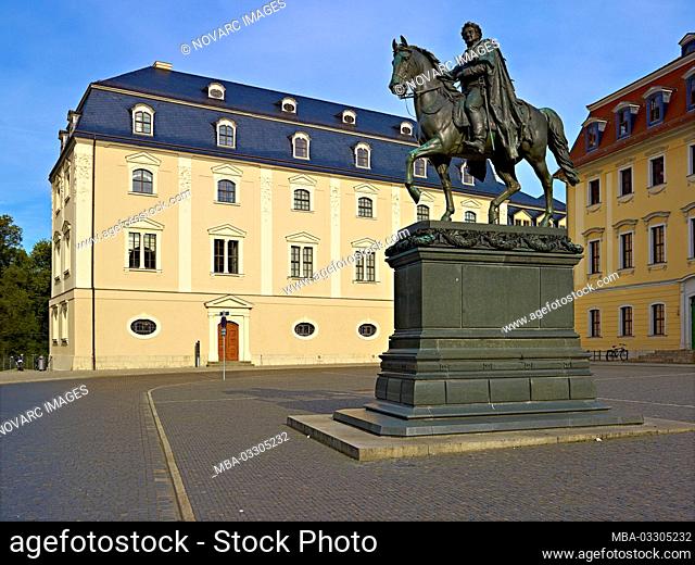 Duchess Anna Amalia Library and Carl August Monument in front of the Princely House on Democracy Square, Weimar, Thuringia, Germany