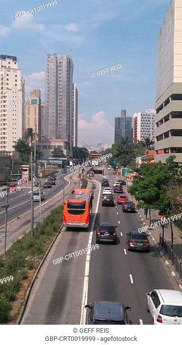 Traffic, Eusebio Matoso Avenue, 2016, Capital, São Paulo, Brazil