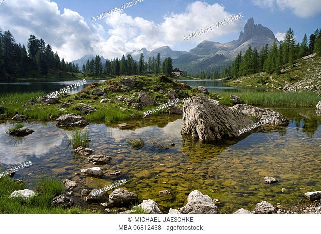 Lago Federa, Rifugio Palmieri, Croda da Lago, Dolomites, Italy