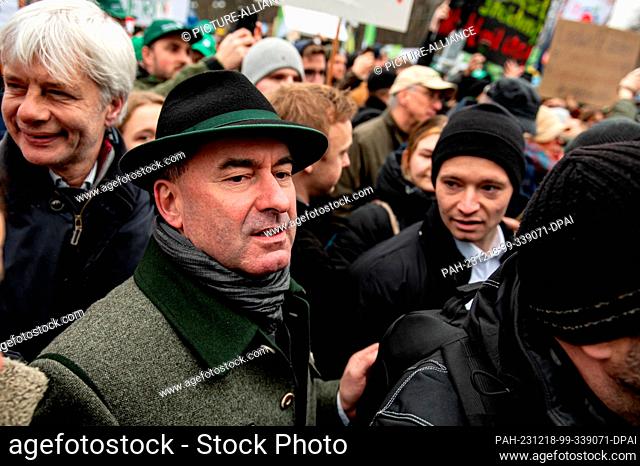 18 December 2023, Berlin: Hubert Aiwanger (Free Voters), Bavarian Minister of Economic Affairs, takes part in a demonstration organized by the German Farmers'...