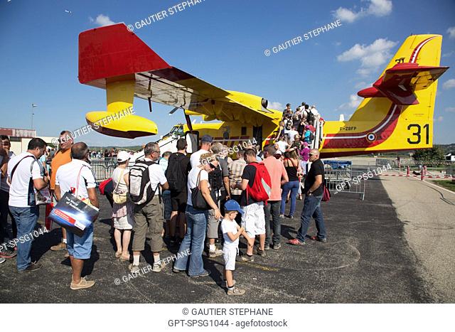ABOARD A CANADAIR OPEN TO THE PUBLIC, 121ST NATIONAL FRENCH FIREFIGHTERS CONGRESS, AVIGNON, VAUCLUSE (84), FRANCE