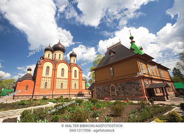 Estonia, Northeastern Estonia, Kuremae, Russian Orthodox Puhtitsa Convent, b  1895, main church