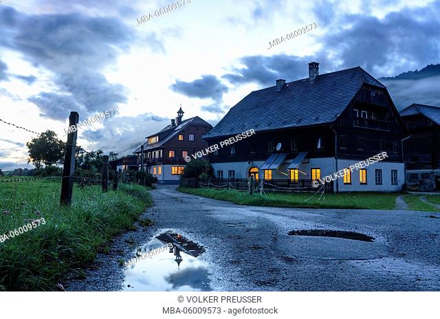 traditional farmhouse with eating bell on the roof, Austria, Styria, Dachstein Tauern region, Gröbming