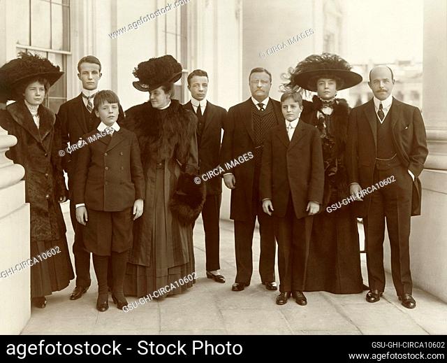 U.S. President Theodore Roosevelt (center) and Family (l-r), Ethel Kermit Carow Roosevelt, Kermit Roosevelt, Quentin Roosevelt, Edith Kermit Carow Roosevelt