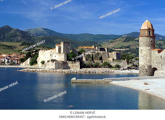 France, Pyrenees Orientales, Collioure, Notre Dame des Anges bell tower and Royal Castle