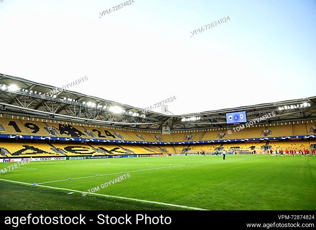 Illustration picture shows and Antwerp's players working out on the pitch of the AEK Athens stadium during a training session ahead of the match between Belgian...
