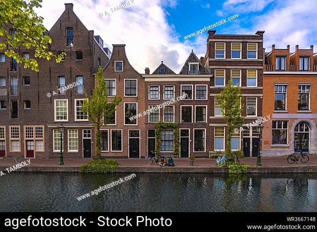 Netherlands, South Holland, Leiden, Old historical houses along Oude Rijn canal