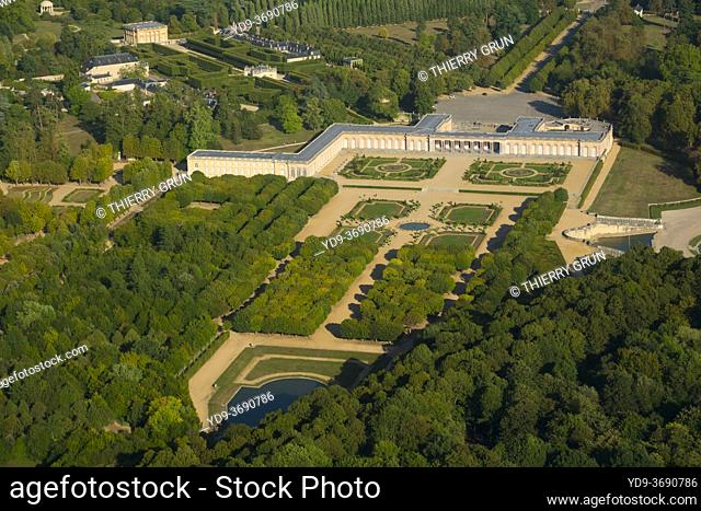 France, Yvelines (78), Le Grand Trianon castle (aerial view)