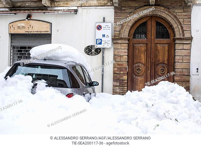 Snow emergency in Penne (Pescara), town of Abruzzese Apennines , is a critical situation after the heavy snowfall the last few days. Penne. Italy