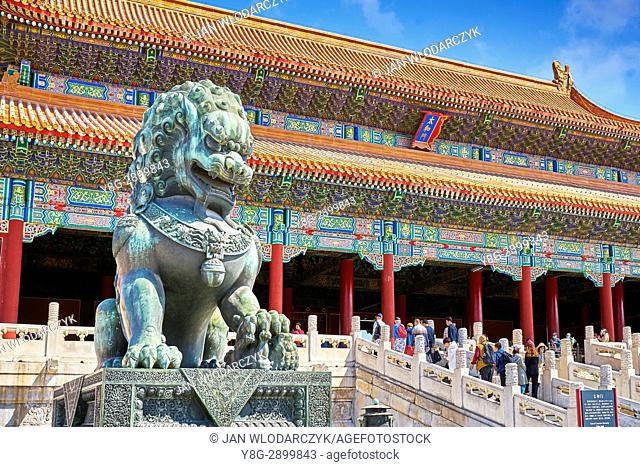 Bronze lion guardian, Forbidden City, Beijing, China