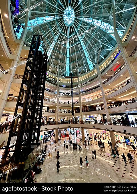 06 March 2023, Malaysia, Kuala Lumpur: Kuala Lumpur's most famous shopping center, Suria KLCC, is located in the Petronas Towers