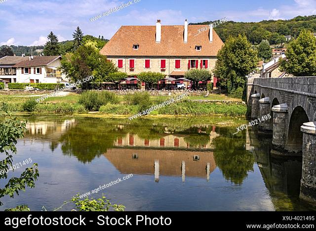 Chenecey-Buillon and the Loue river, Bourgogne-Franche-Comté, France, Europe