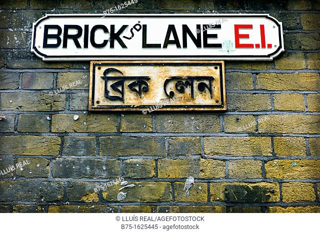 Brick Lane street sign in English and Bengali, London, England, UK