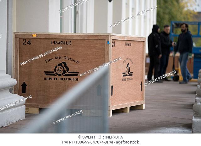 A box filled with documenta artwork stands in front of the Fridericianum in Kassel, Germany, 6 October 2017. The deconstruction of the documenta 14 is ongoing