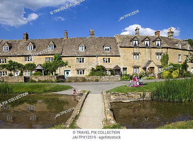 England, Gloustershire, Cotswolds, Upper Slaughter