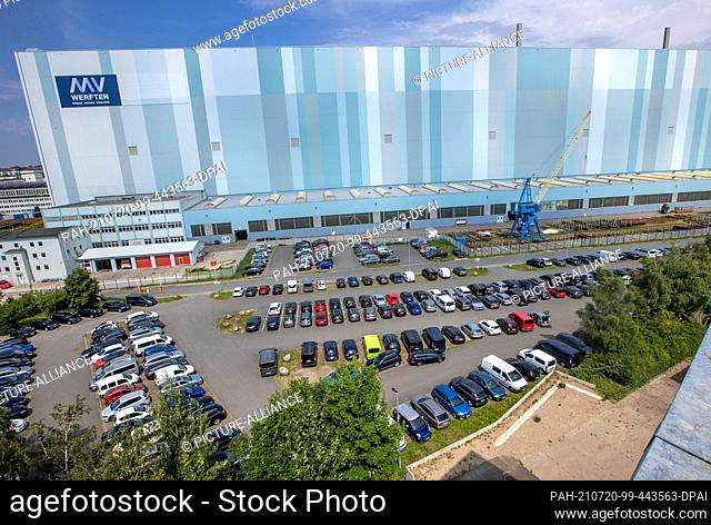 14 July 2021, Mecklenburg-Western Pomerania, Wismar: The shipbuilding hall of MV Werften. The incipient recovery of the international cruise market is also...