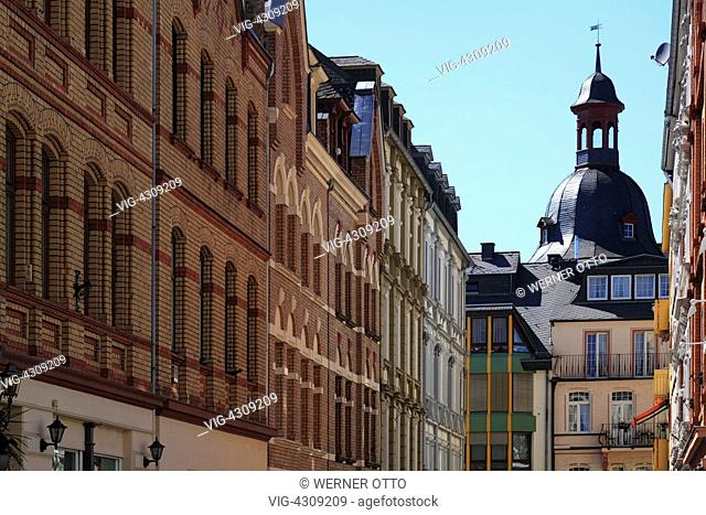 D-Koblenz, Rhine, Moselle, Maifeld, Eifel, Hunsrueck, Westerwald, Rhineland-Palatinate, old city, Goerresstrasse, row of houses, terrace houses