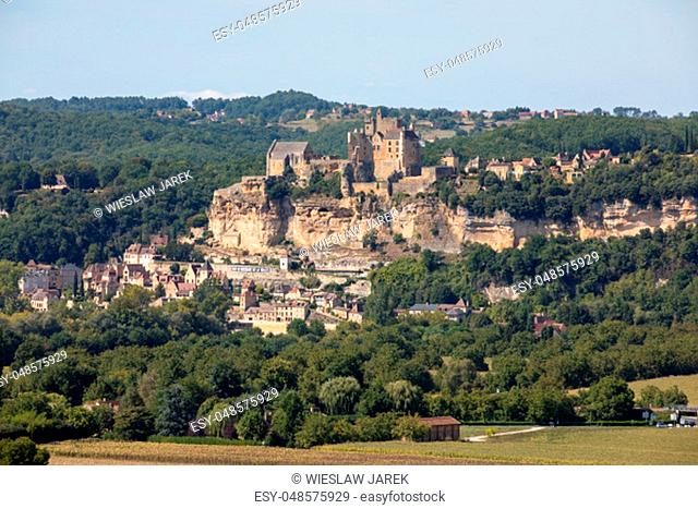 The medieval Chateau de Beynac rising on a limestone cliff above the Dordogne River. France, Dordogne department, Beynac-et-Cazenac