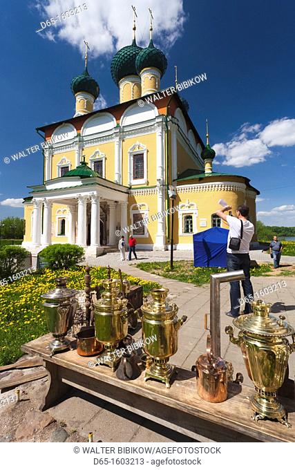 Russia, Yaroslavl Oblast, Golden Ring, Uglich, Uglich Kremlin, souvenir samovar tea kettles and Transfiguration Cathedral