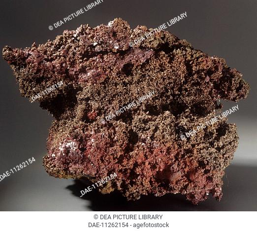 Minerals - Iron oxides and hydroxides - Cupra