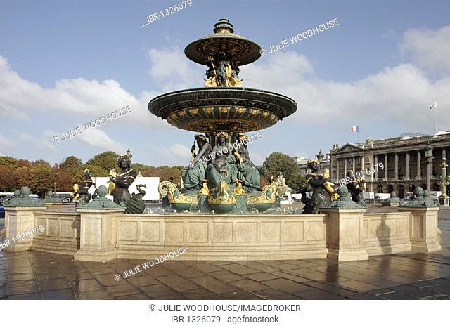 Place de la Concorde, La Fontaine des Mers Fountain, Fountain of the Sea, Paris, France, Europe