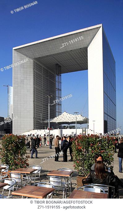 France, Paris, La Défense new business district, Grande Arche