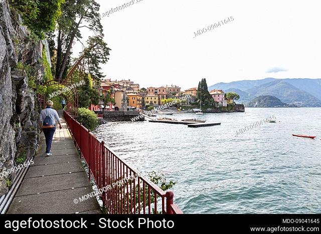 Pedestrian path along the lake, which starts from the Varenna landing stage until reaching the town center and is nicknamed the Lovers' Walk