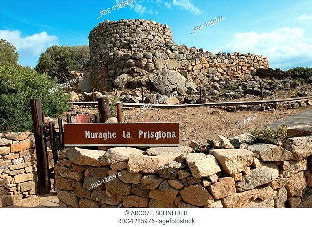 entrance at Nuraghe La Prisgiona, Valle di Capichera, Arzachena, province Sassari, Sardinia, Sardegna, Italy, Europe, Nuraghe La Prisgiona