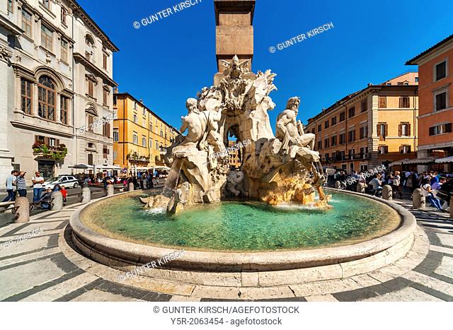 Piazza Navona, and the Fountain of the Four Rivers Fontana die Fiumi, Rome, Lazio, Italy, Europe