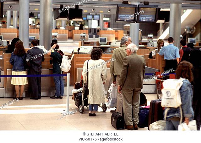 Terminal 4 of the Hamburg Airport. - HAMBURG, GERMANY, 08/08/2003