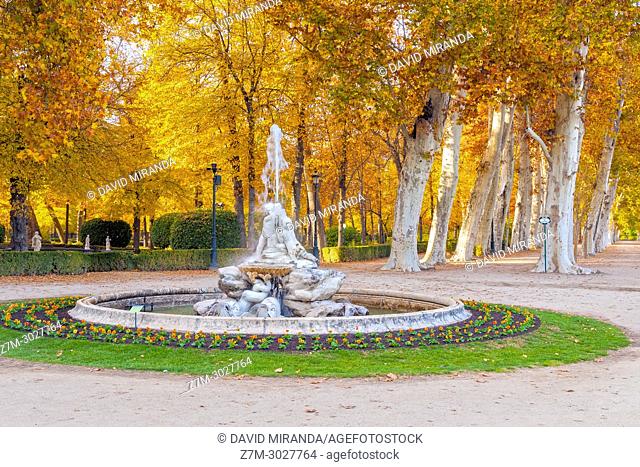 Fuente de la Boticaria en el Jardín de la Isla del Palacio Real de Aranjuez. Madrid province, Spain