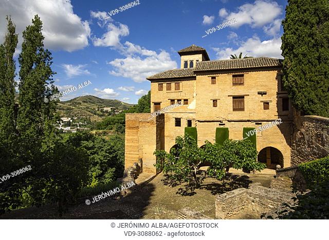 Torre de las Damas. El Partal, Nazaries palaces. Alhambra, UNESCO World Heritage Site. Granada City. Andalusia, Southern Spain Europe