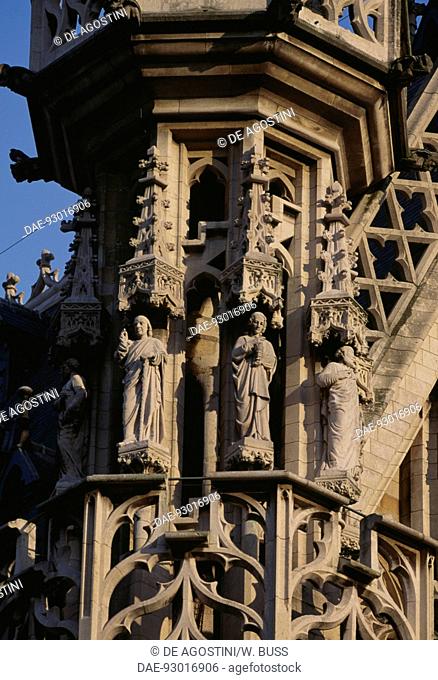 Statues and architectural detail of the Town hall, Great market square, Leuven, Belgium, 15th century