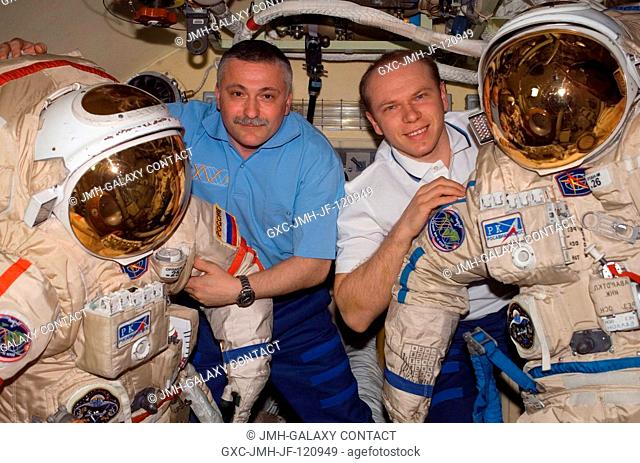 Cosmonauts Fyodor N. Yurchikhin (left) and Oleg V. Kotov, Expedition 15 commander and flight engineer, respectively, representing Russia's Federal Space Agency