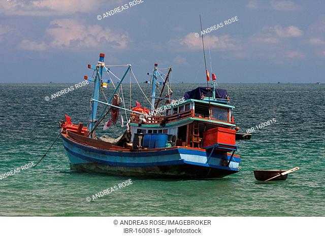Fishing boat off the island of Phu Quoc, Vietnam, Asia