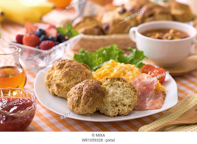 Breakfast with Southern Biscuits