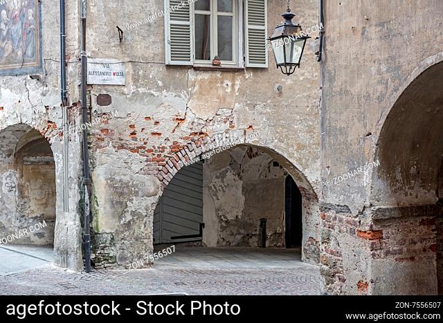 Saluzzo ist eine Stadt in der italienischen Provinz Cuneo in der Region Piemont