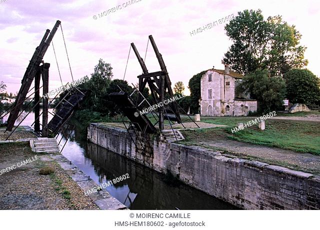 France, Bouches du Rhone, Arles, Van Gogh bridge