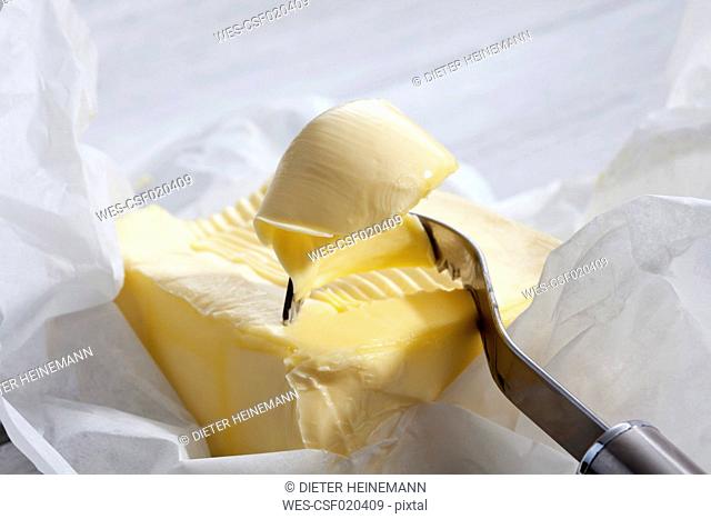 Fresh butter with curler