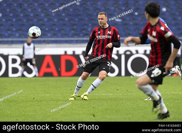 Marcel FRANKE (H), individual action with ball, action, football 2. Bundesliga, 28th matchday, Hanover 96 (H) - FC Heidenheim (HDH) 1: 3, on April 11th
