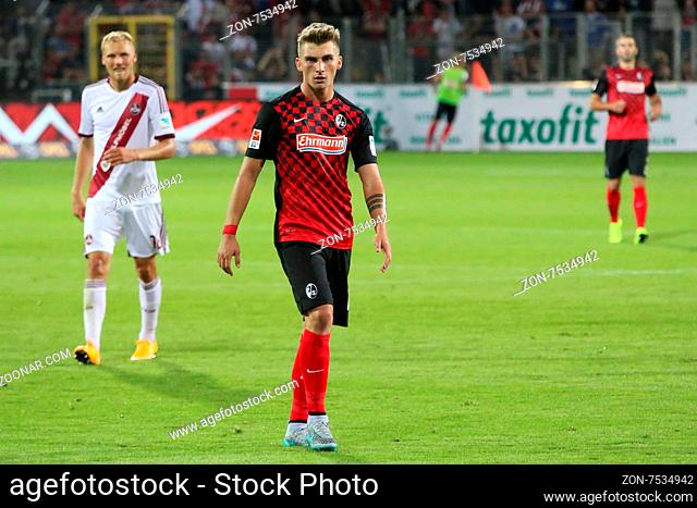 Starker Auftritt: Maximilian Philipp (Freiburg) macht das Tor und wird dann wegen Krämpfen ausgewechselt - 2. Bundesliga: 1. Sptg