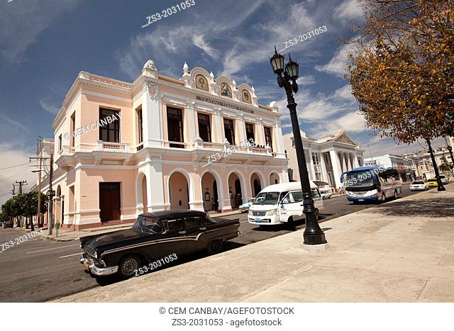 Tomas Terry Theatre at José Martí Park, Plaza De Armas, Cienfuegos, Cuba, West Indies, Central America.	1015