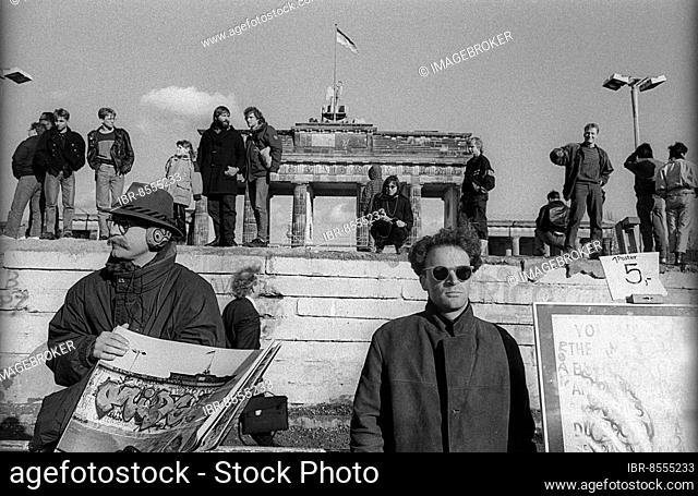 GDR, Berlin, 03. 03. 1990, Wall Brandenburg Gate, photo vendor