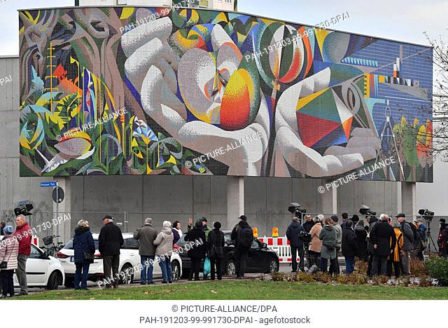03 December 2019, Thuringia, Erfurt: The wall mosaic by Josep Renau ""The relationship of man to nature and technology"" (1980-1984) has been restored