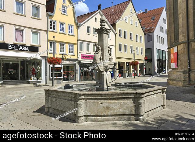 Tanners' and dyers' fountain in Wilhelmstraße by Professor Josef Zeitler, tanner with scraping beam, dyer with dyeing kettle