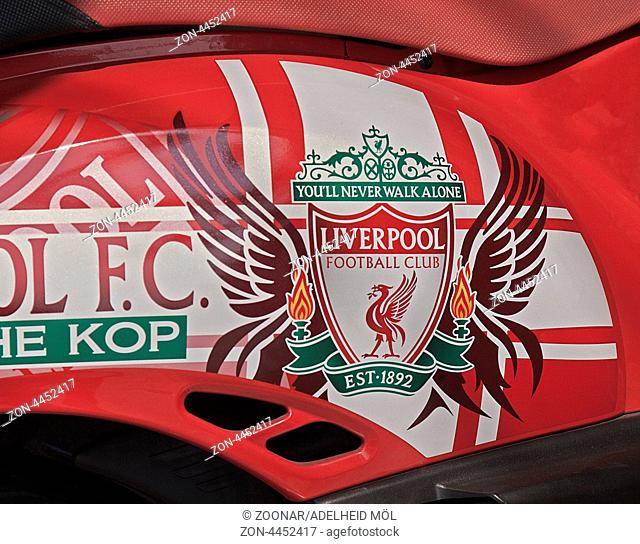 Logo des Liverpool Football Club auf einem Moped, Thailand, Südostasien Logo of Liverpool Football Club on a moped, Thailand, Southeast Asia