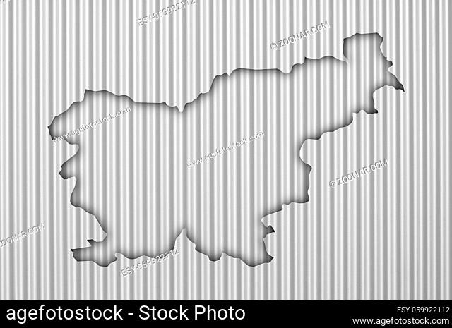 Karte von Slowenien auf Wellblech - Map of Slovenia on corrugated iron