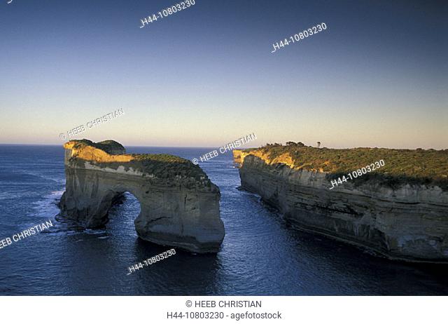 Australia, Great Ocean Road, Loch Ard Gorge, Port Campbell, national park, Victoria, cliffs, coast, landscape, twili